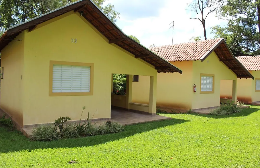 Camping e Pousada Paiol-1