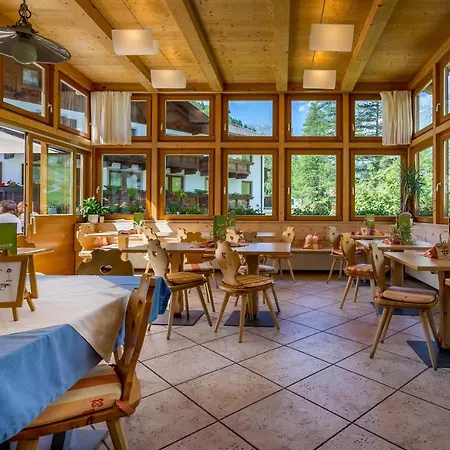 Hotel Restaurant Rosmarie-2