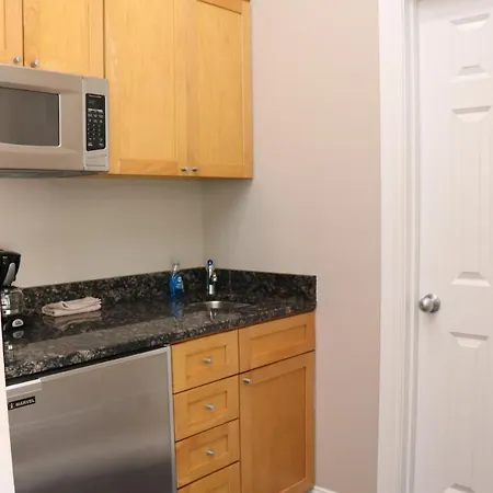 Heart Of South End, Convenient, Comfy Studio #22-2