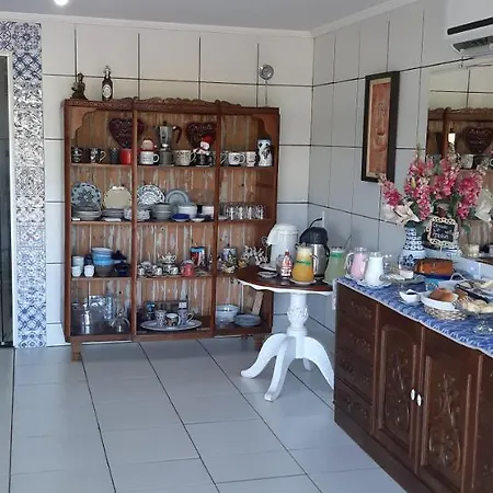 Pousada Cris Garden Bed&Breakfast-2