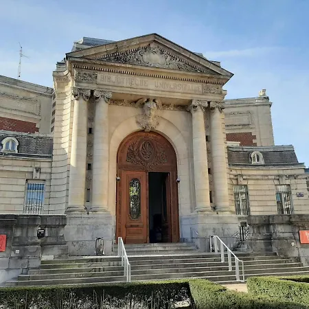 La Villa 30-2