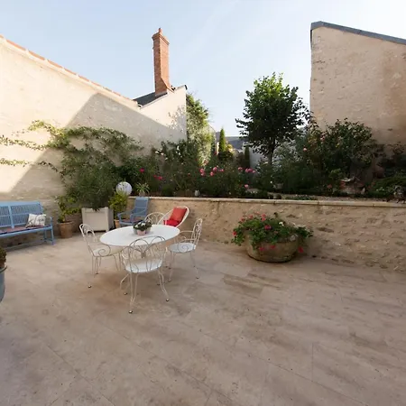 Room In Guest Room - This 10Th Century Home Sits In An Exceptional Setting In The Center Of Orleans-2
