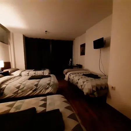 Hostal&Apartamentos La Mar-2