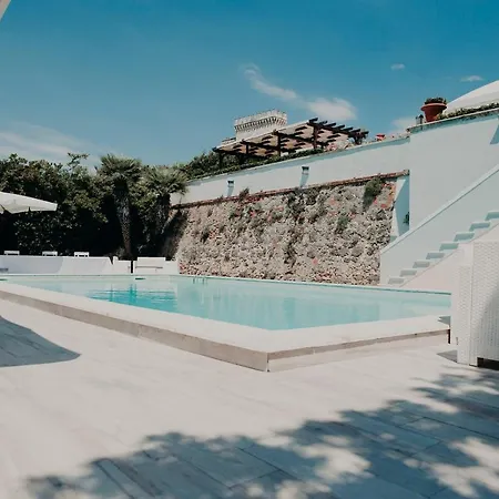Villa Parisi Grand Hotel-3