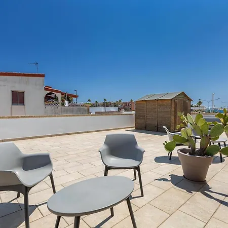 Lido Marini Rooms-2