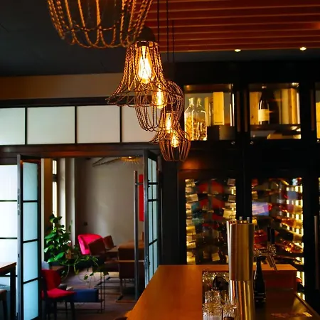 Alexxanders Hotel & Boardinghouse, Restaurant-2
