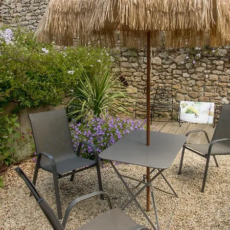 chambre d'hôte et gîte du jardin des corsaires-3