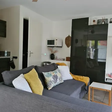 Great Canal Studio - Ac, Water View & Free Parking-3
