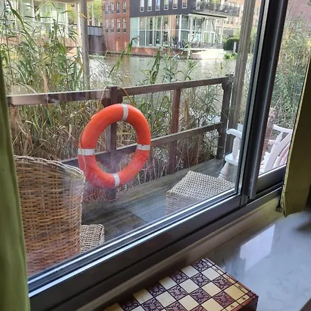 Great Canal Studio - Ac, Water View & Free Parking-2