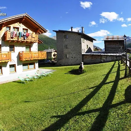 Alpen Royal By Livigno Accomodation-3