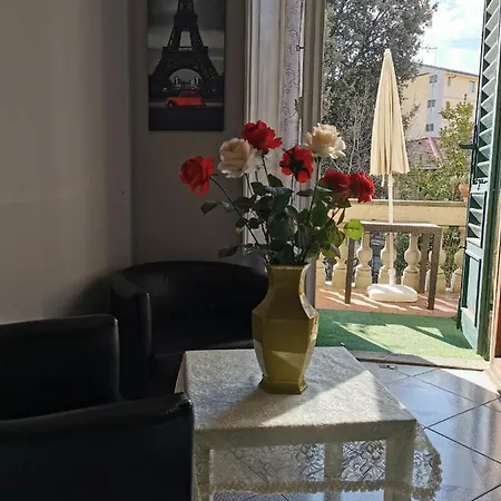 Hotel Fedora-3