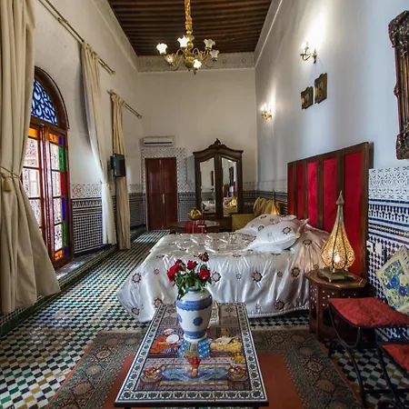 Riad Damia Suite & Spa-3