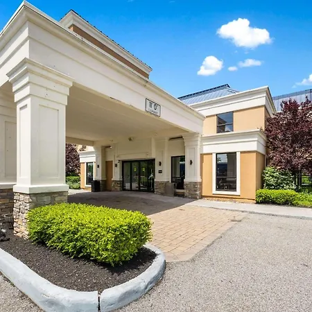 The Crossroads Hotel - Newburgh-3