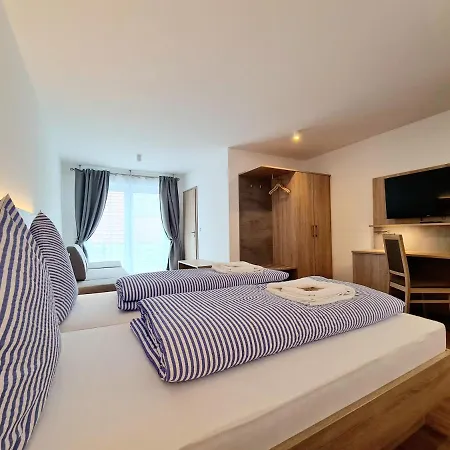 Hotel Pension Nordzeit-3