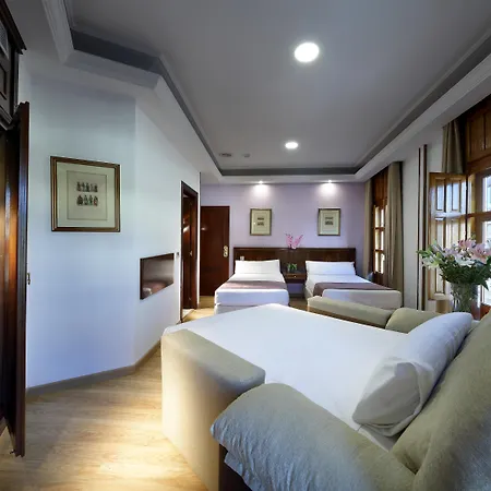 Boutique Hotel Luna Triunfo Granada-2