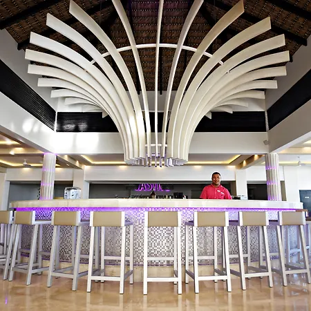 Royalton Chic Punta Cana, An Autograph Collection All-Inclusive Resort & Casino, Adults Only-3