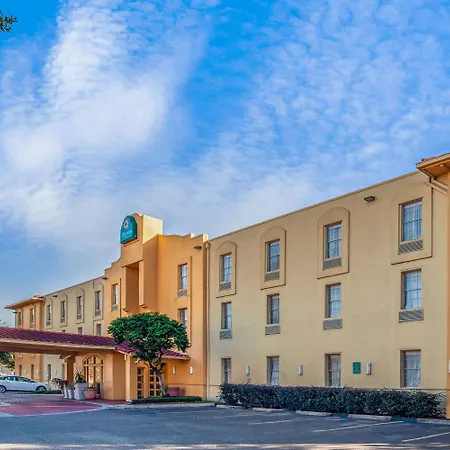 La Quinta Inn By Wyndham Houston Greenway Plaza Medical Area-3