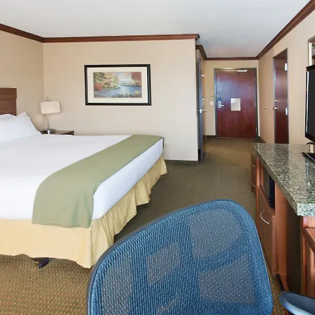 Holiday Inn Express Hotel & Suites Portland-Northwest Downtown By Ihg-3