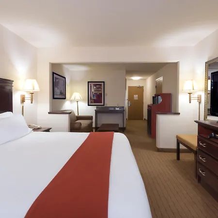 Holiday Inn Express & Suites Evanston By Ihg-2