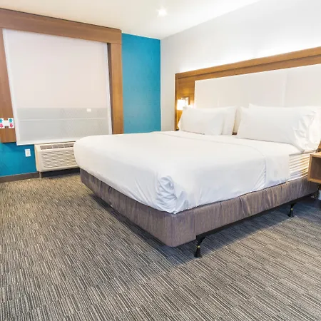 Holiday Inn Express Hollywood Walk Of Fame By Ihg-3