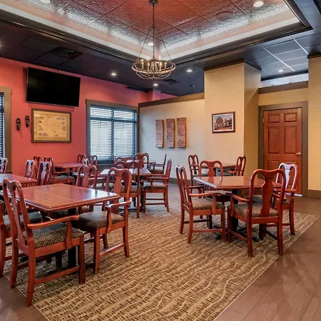Comfort Suites Downtown Carlisle-3