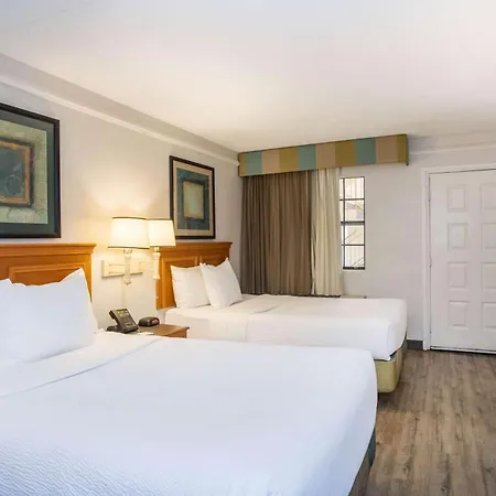 La Quinta Inn By Wyndham Tallahassee North-2