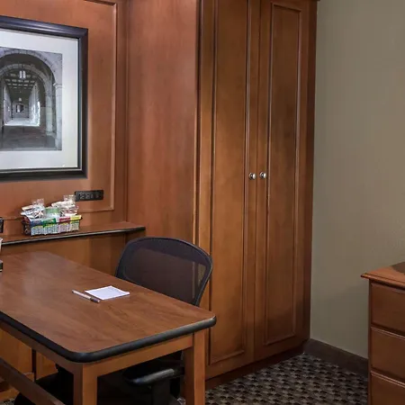Hampton Inn Ann Arbor-South-2
