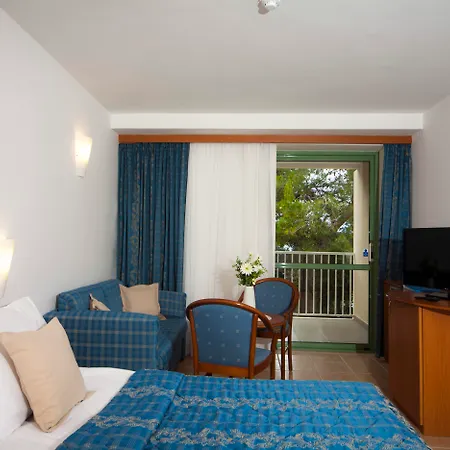 Bluesun Hotel Marina-3