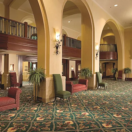 Fairmont Chateau Lake Louise-3