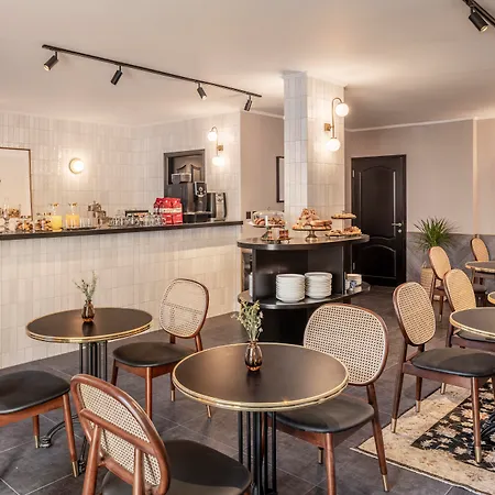 The New Port Hotel Tlv-3