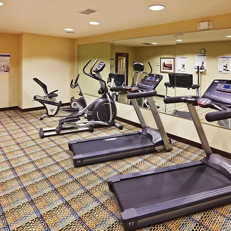 Holiday Inn Express Hotel And Suites Okmulgee-3