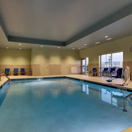 Holiday Inn Express & Suites Troy By Ihg-3