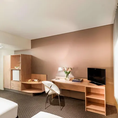 Ibis Melbourne Hotel And Apartments-3