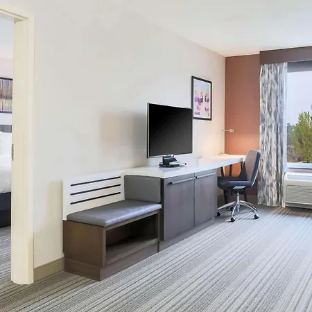 Hilton Garden Inn Reno-2