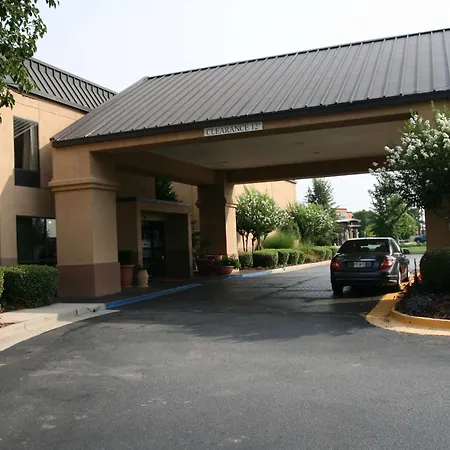 Hampton Inn Perry-2