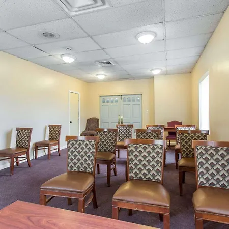 Econo Lodge Dalton West-2