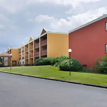 Quality Inn & Suites Worcester-2