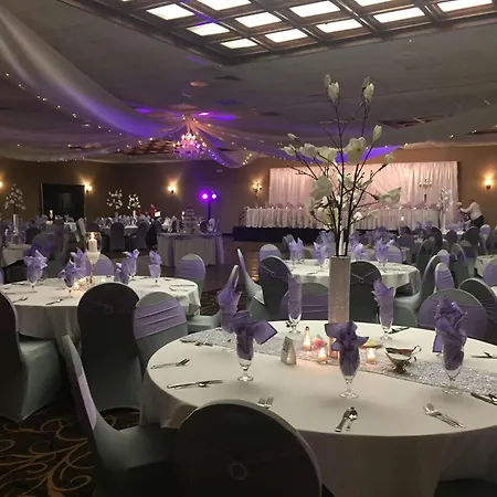 Best Western Plus Brandywine Inn & Suites-3