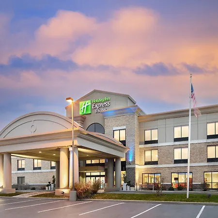 Holiday Inn Express & Suites Seymour-2