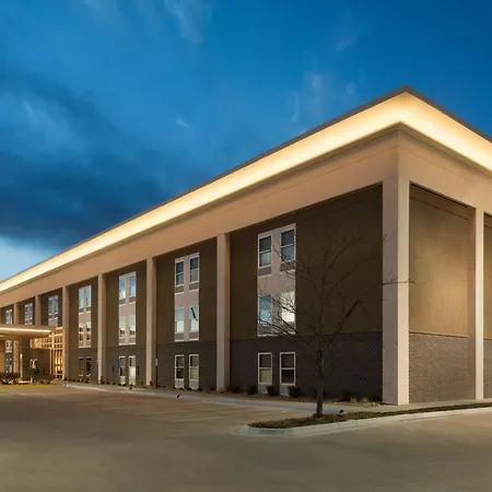 Hampton Inn Lawrence-2
