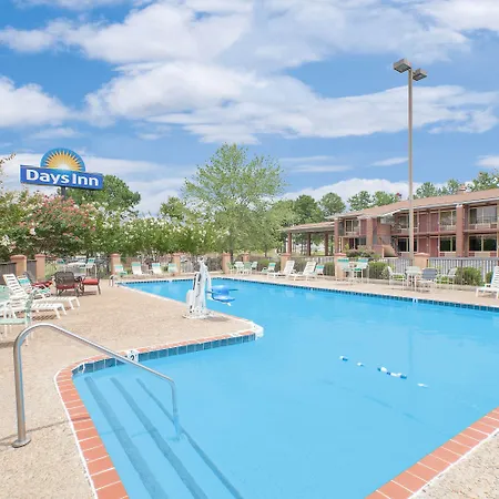 Days Inn By Wyndham Benton-3