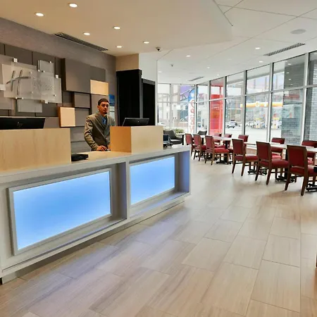 Holiday Inn Express & Suites Jersey City - Holland Tunnel By Ihg-2