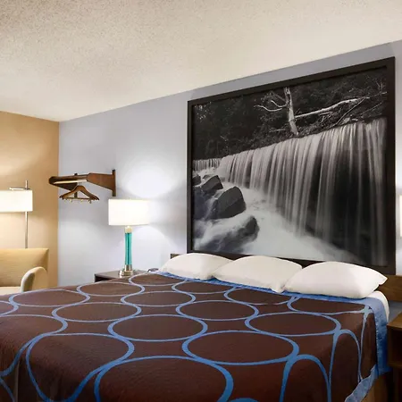 Americas Best Value Inn Pittsburg-2