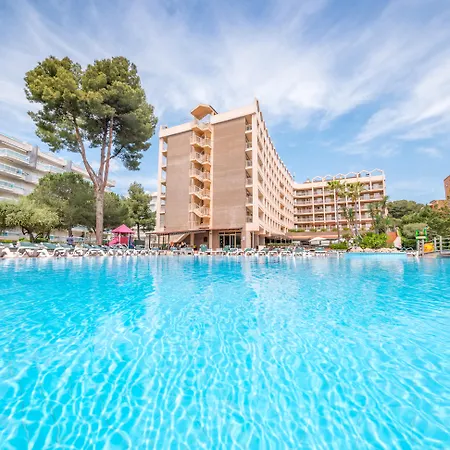 Golden Avenida Family Suites 4*-2