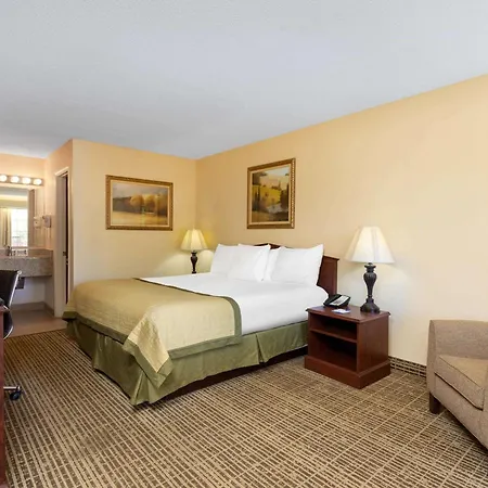 Baymont By Wyndham Easley/Greenville-3