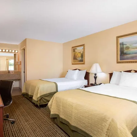 Baymont By Wyndham Easley/Greenville-2
