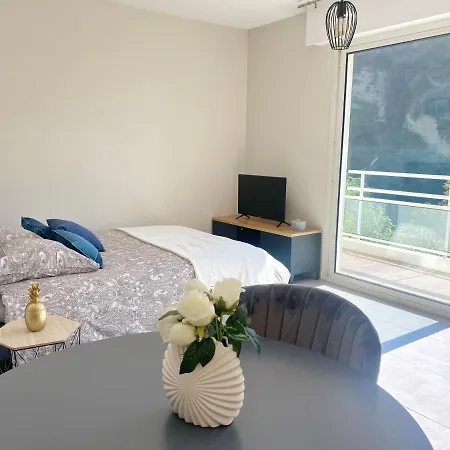 Villa Madeleine - Residence Services Seniors-2