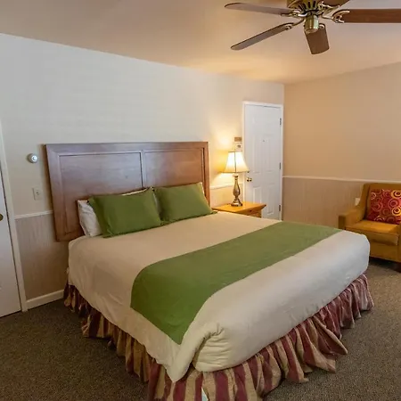 June Lake Motel-2
