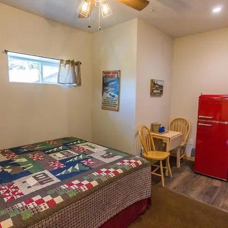 June Lake Motel-2