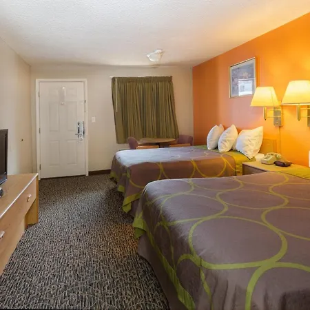 Cedar Valley Inn-2